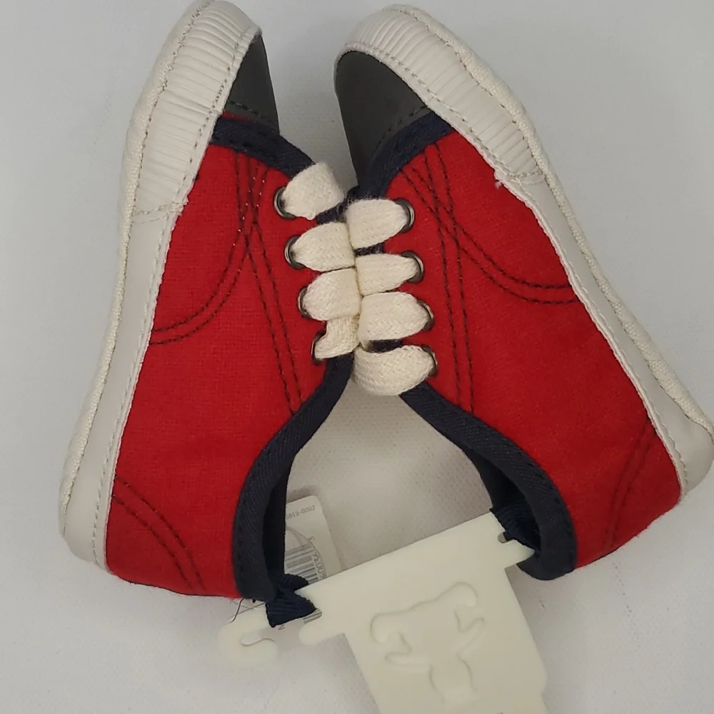 Baby Gap Sneaker size 3-6 months